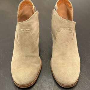 Lucky Brand Melindi Wedge Bootie. Size 7.5